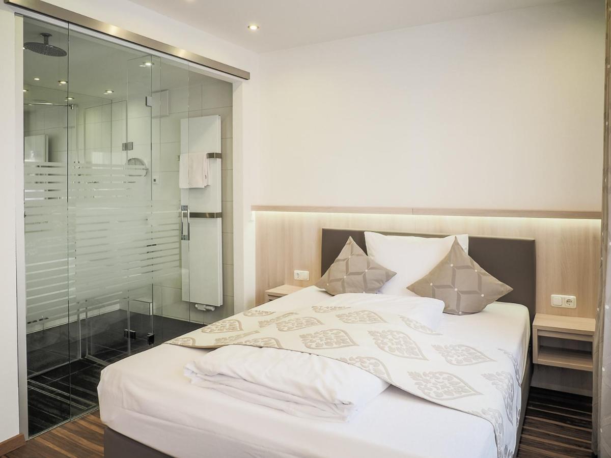 Hotel-Gasthof Weisses Ross Schwaig bei Nurnberg Luaran gambar